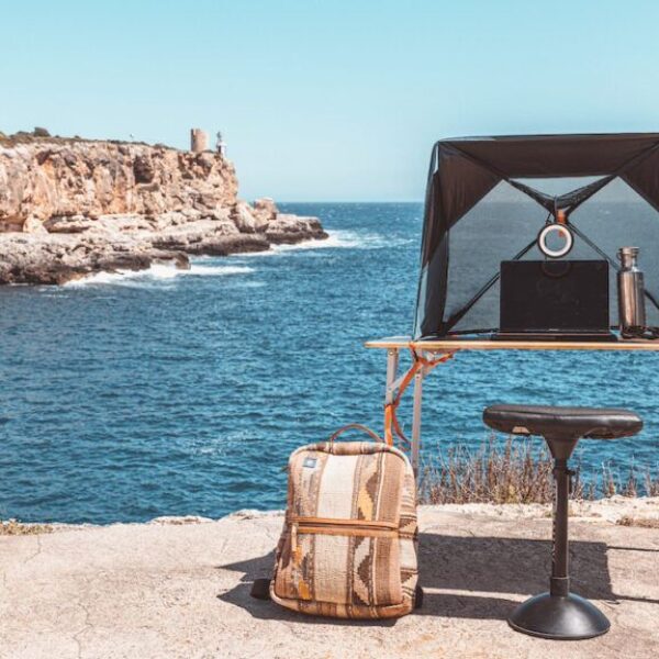 ActiveBase: An ergonomic stool that promotes good posture with its active seat.